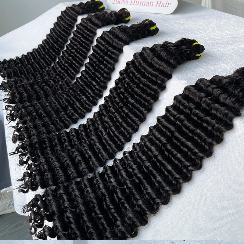 Fasci di capelli umani con arricciatura profonda doppia disegnata capelli Remy capelli ricci Remy Weave Bundle estensioni dei capelli vergini grezzi