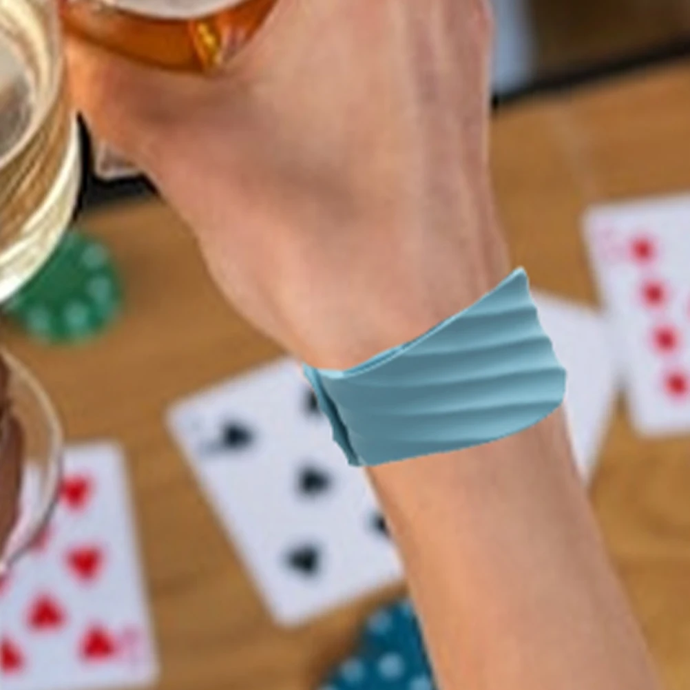 

2pcs Silicone Slap Bracelet Combs For Women Dandruff Removal Scalp Detangling Wet Curly Hair Portable Mini Comb Clips Decorative