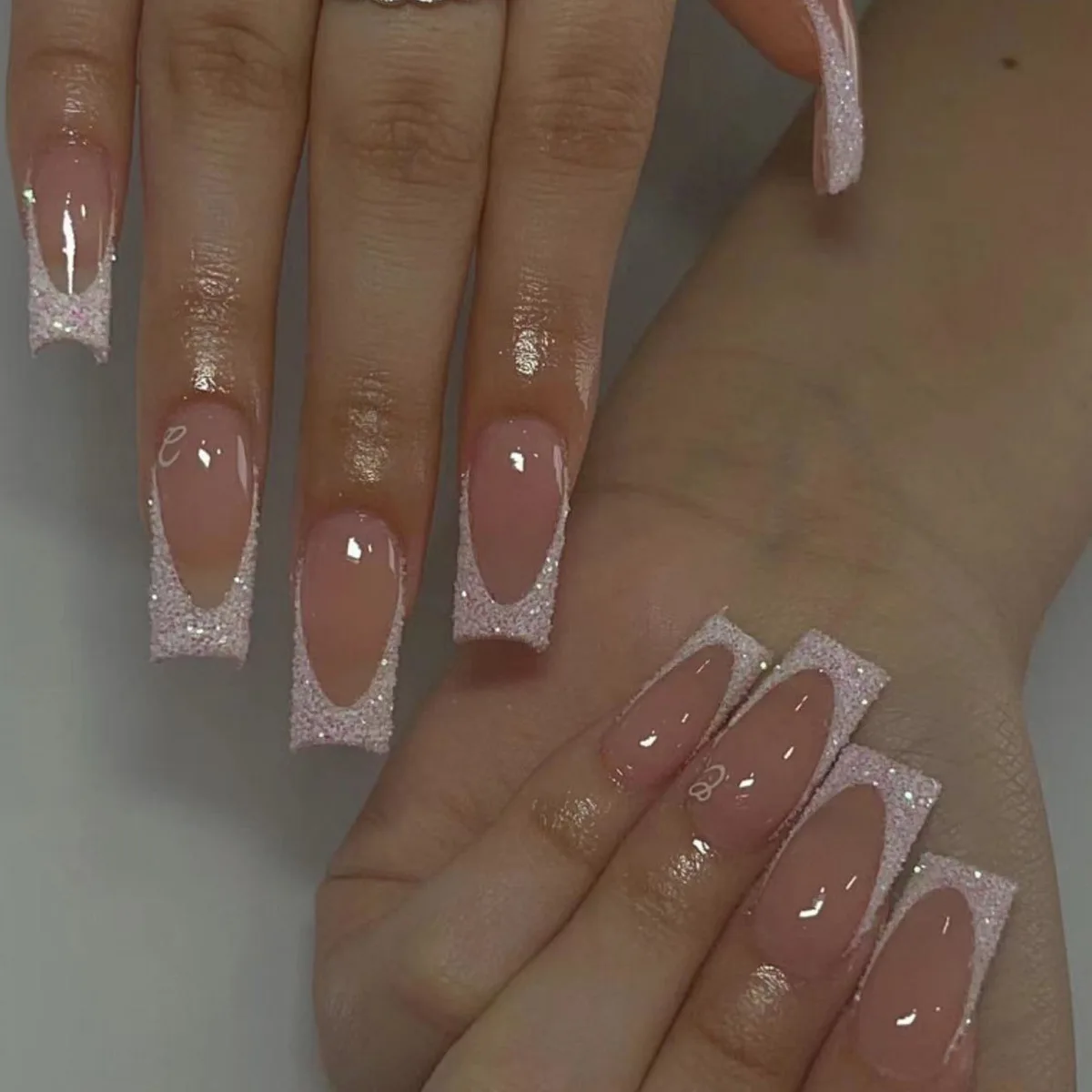 Glitter White French Tip Nails Ballerina Coffin Press on Nails Medium Long Glossy Full Cover Fake Nails Acrylic Nails Reusable