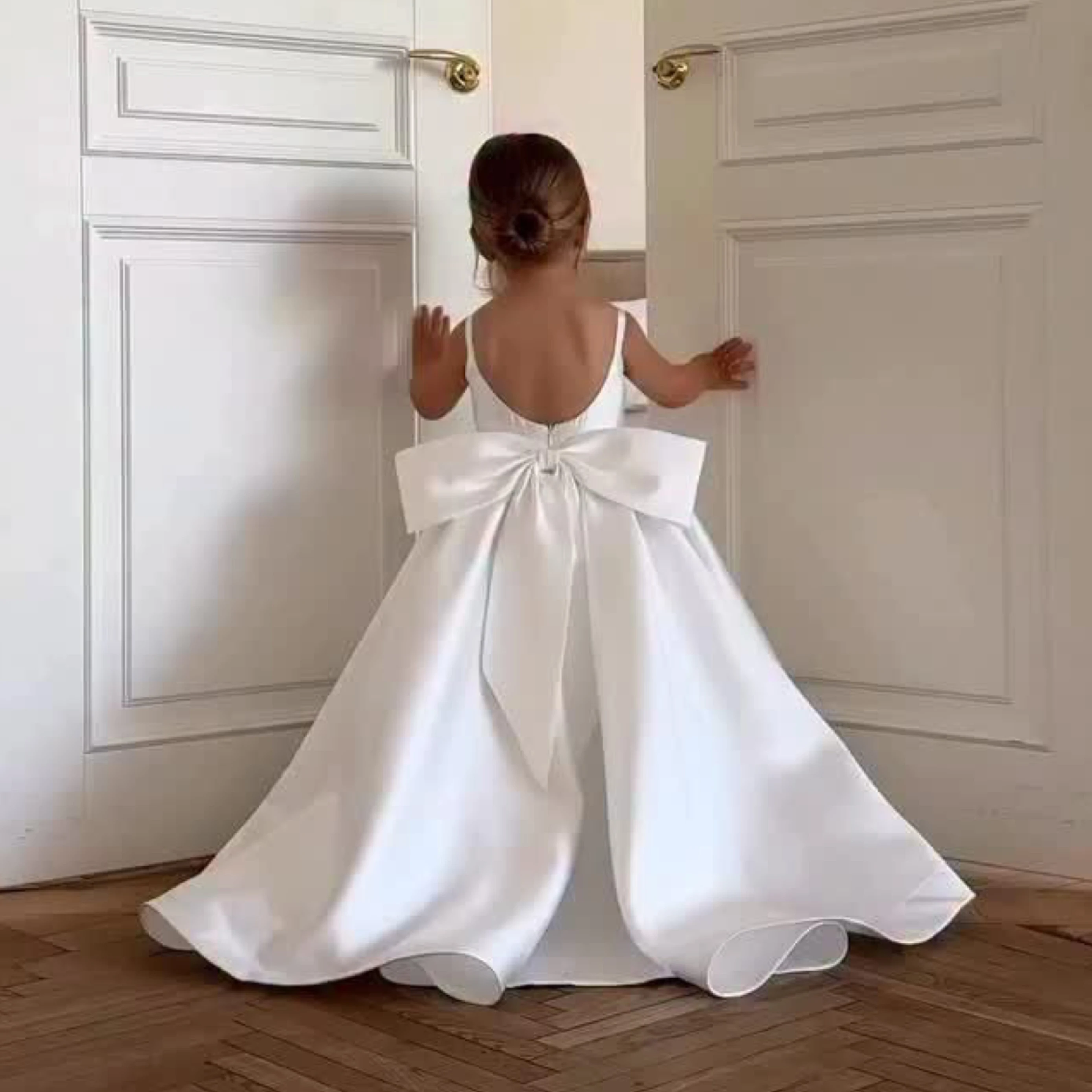 Vestido de Gala de Honra Infantil Elegante Cor Branca