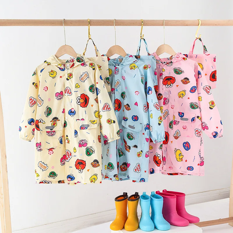 Cute Children Raincoat with School Bag, Long Style Raincoat, Kindergarten BabyPrimary School Poncho, Thin and Quick Dry Raincoat