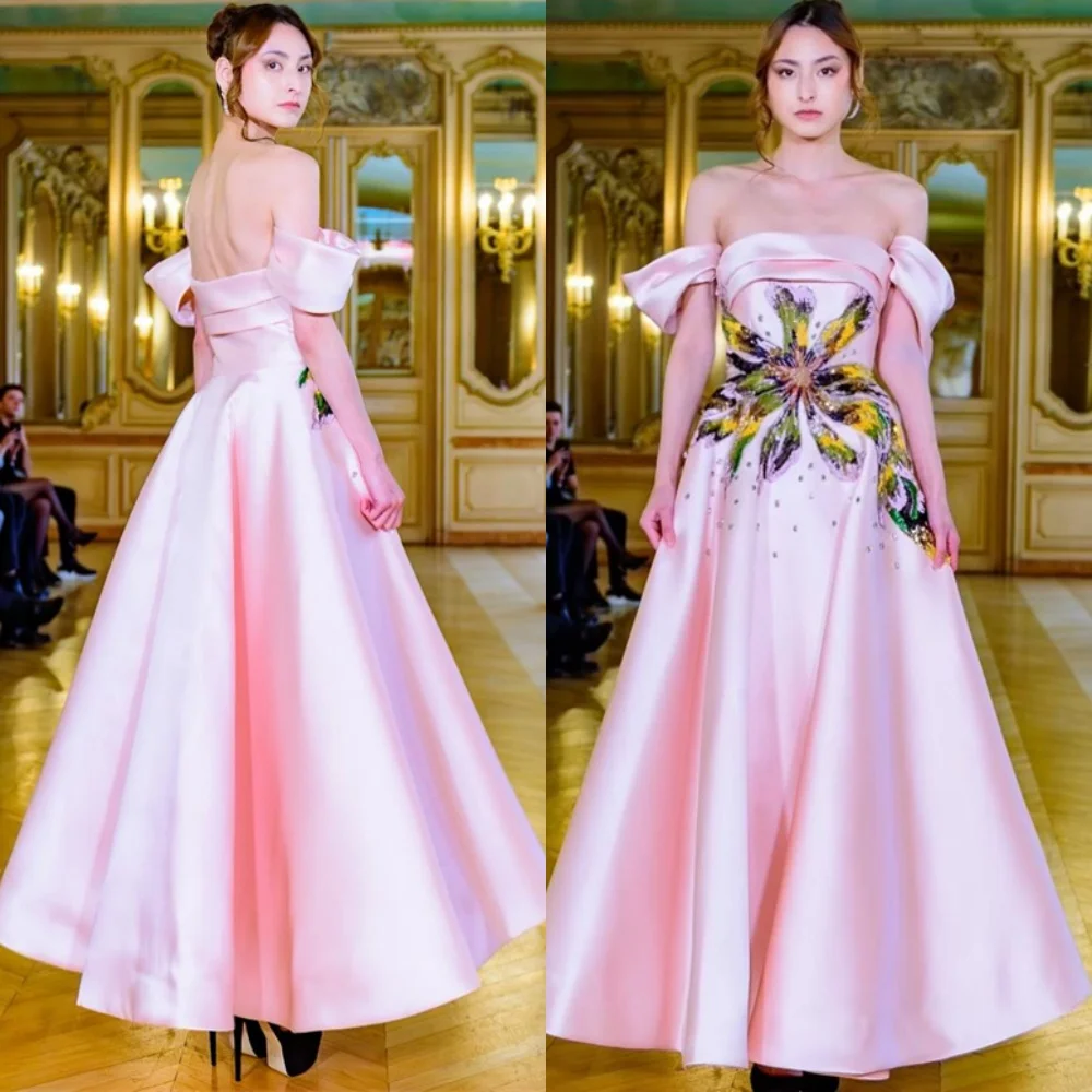 

Customized Formal Pink Satin Evening Dresses Fashion Strapless Off the Shoulder Homecoming Dresses Sweep Train Vestido De Festa