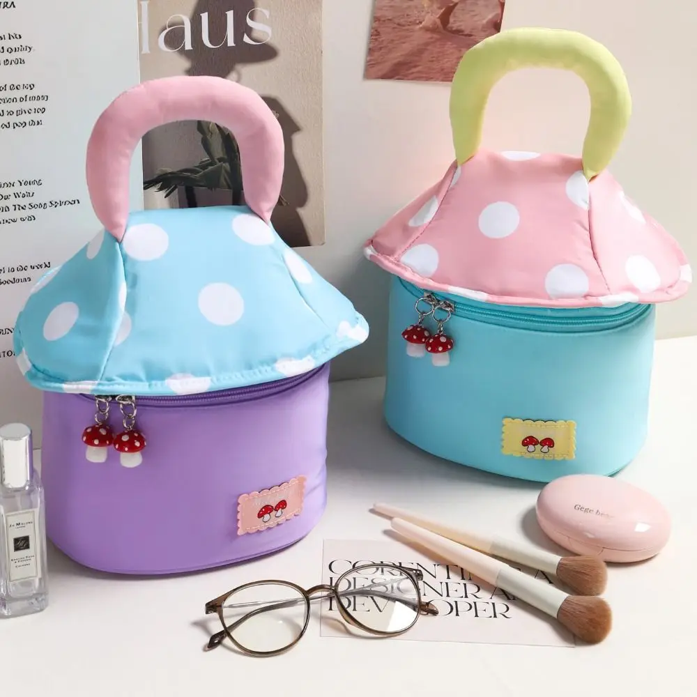 Fashion Mushroom Shaped Makeup Cosmetic Bag Large Capacity Portable Toiletry Bag Travel Bag Storage Travel Organizer view 4