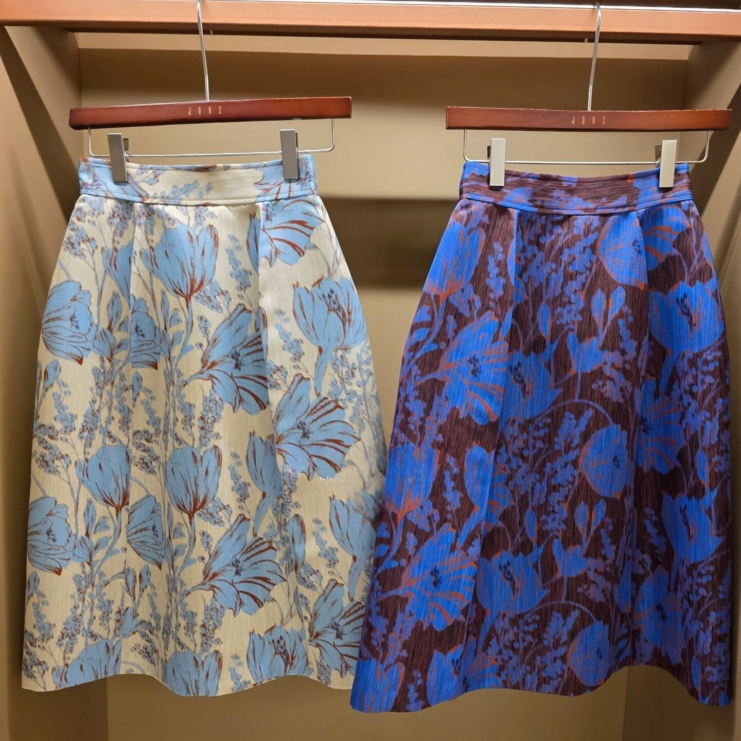 High Waist A-Line Skirt Hand-Painted Water-Media Floral Print Commute Friendly Elegant Dutch Tulip Design Ladies Skirt