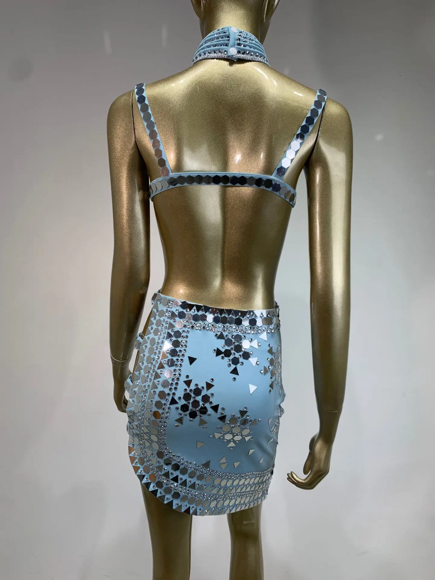 المرأة الحسية مثير بلا أكمام قطع Bodycon البسيطة الماس الترتر مناسبة خاصة مساء نادي فستان الحفلات فتاة الإستعراض