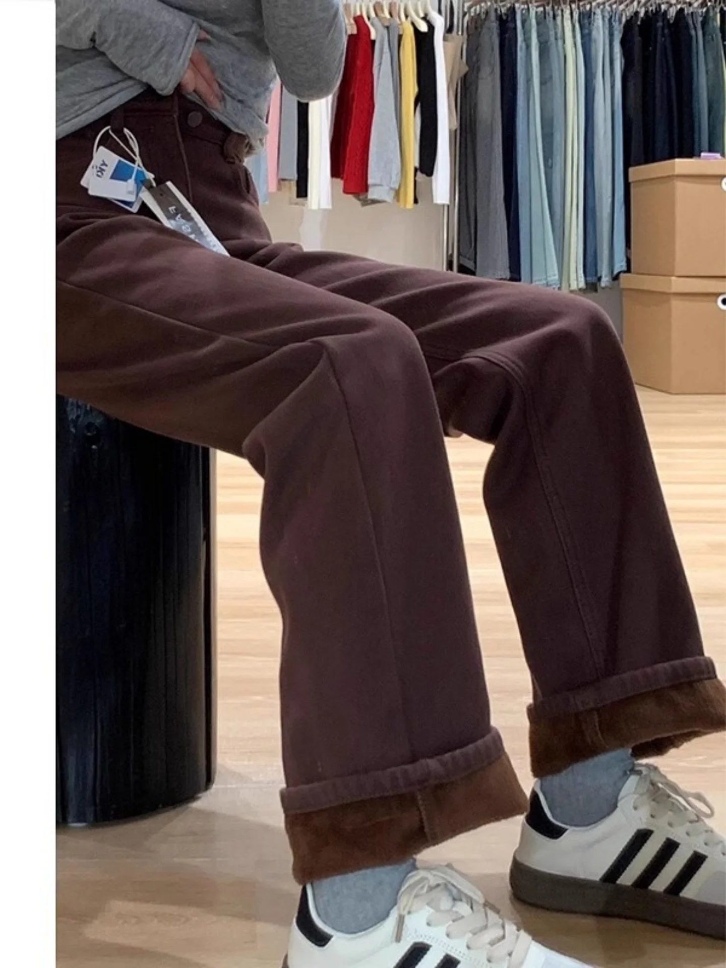 

High Waist Fleece Lined Straight Leg Denim Jeans Women's Wide Leg Floor Length Pants Slimming Effect American Style Cotton Jeans