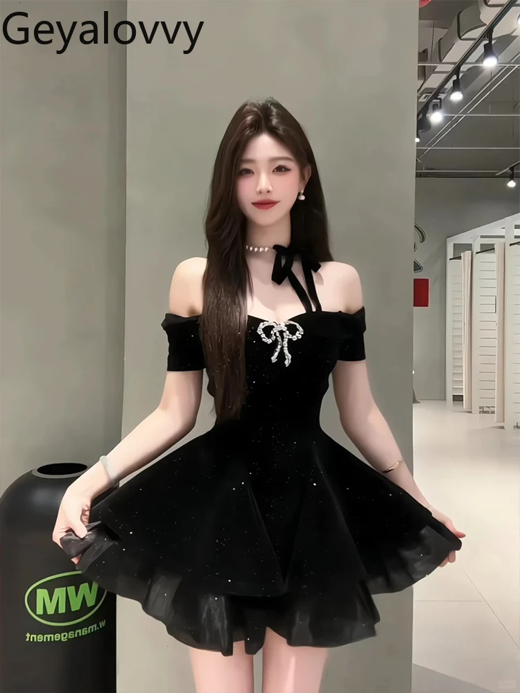 

Черное платье с открытыми плечами во французском стиле для женщин, милые девушки для похудения, облегающие вечерние короткие платья с высокой талией