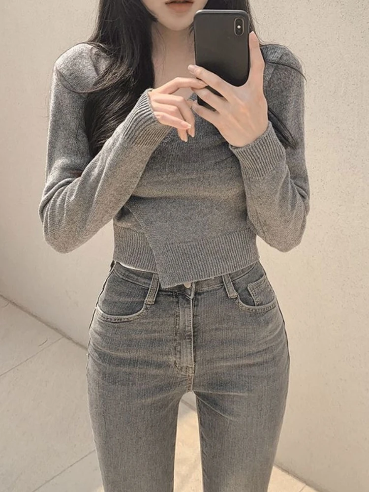 

Sweet And Spicy V-Neck Short Sweater Women's Slim Fit Knitted Top Korean Style Commute Fashion Pure Color Polyester Fiber