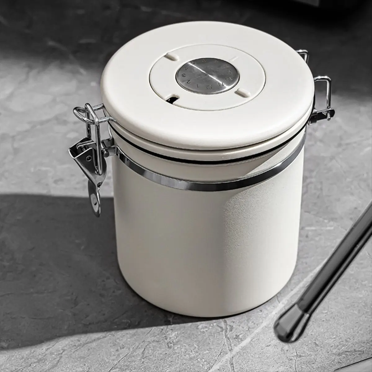 N14R Top 1.5L Large Capacity Coffee Storage Container Coffee Bean Sealing Can Coffee Filling Food Storage Jar Black