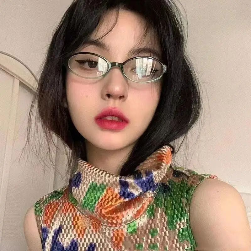 Y2K Sweet Cool Oval Frame Glasses for Girls Female Vintage Ins Style Decorative Eyewear for Travel Shooting