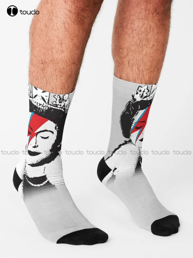 Banksy Uk England God Save The Queen Elisabeth With David Face Makeup High Quality Socks Slouch Socks Street Skateboard Socks