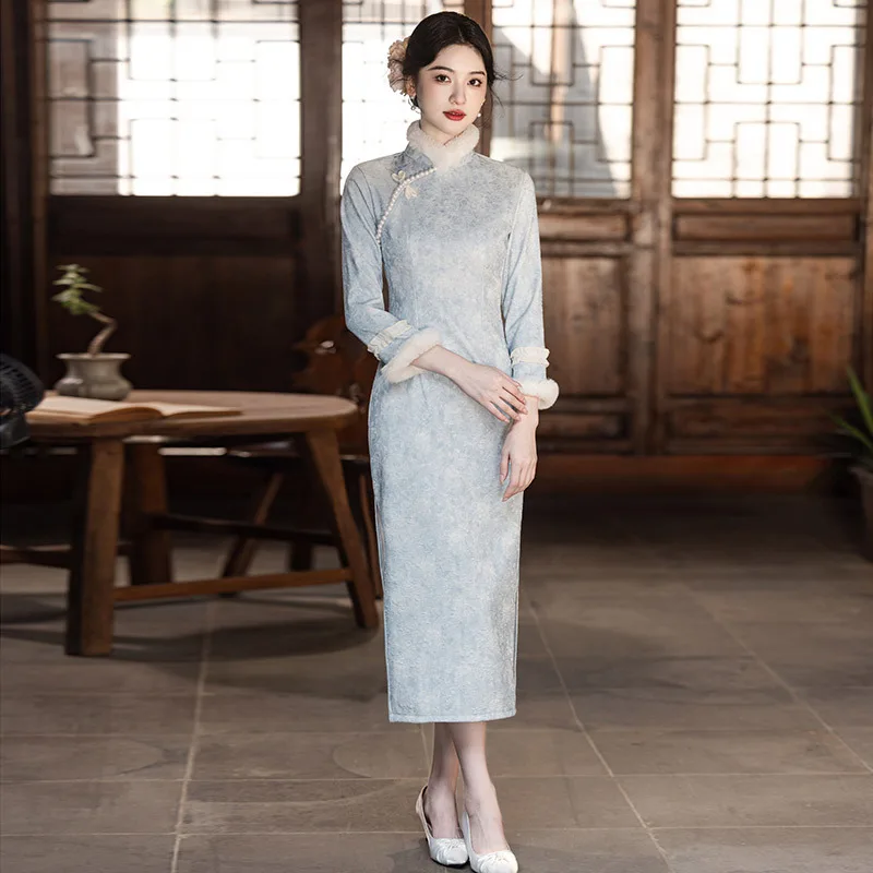 

Синее плотное зимнее платье Cheongsam с длинными рукавами в китайском стиле, новинка 2025, осеннее платье Ципао в стиле ретро для молодых женщин