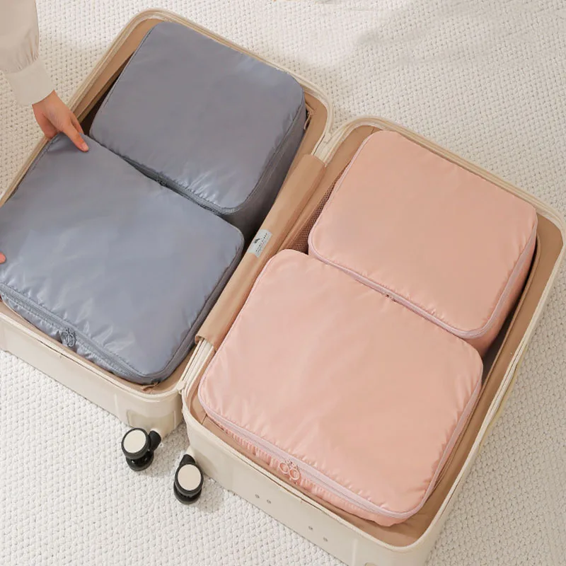 

Handheld Waterproof Storage Bag Zipper Separate Breathable Clothing Organizing Bag Packaging Underwear Storage Bag for Travel