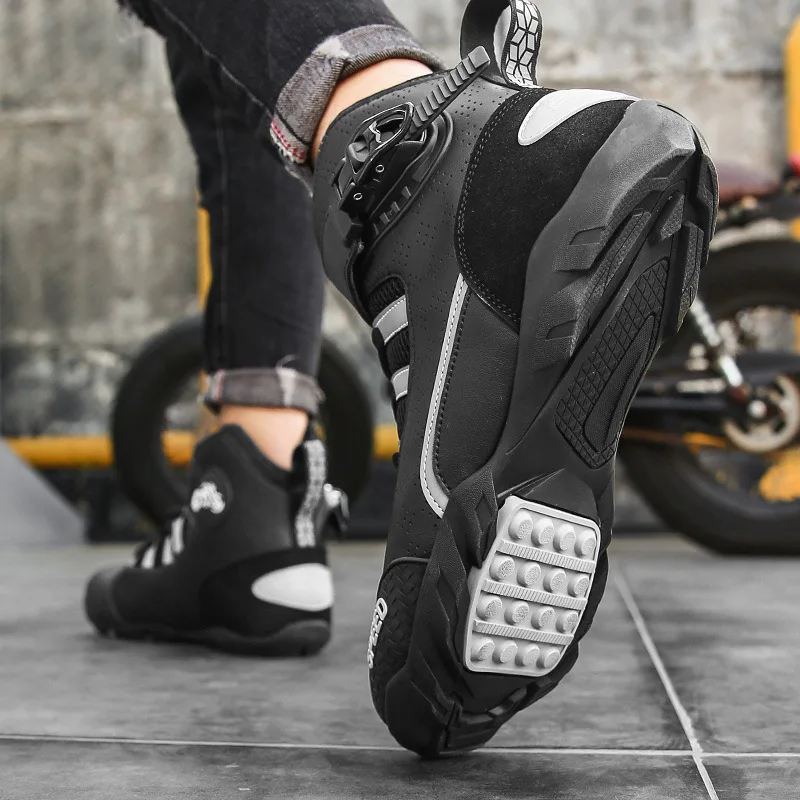 

Motorcycle Boots Men Leather Motos Breathable Anti Slip Wear-resistant Riders Boots Motorbike Racing Ankle Length Shoes