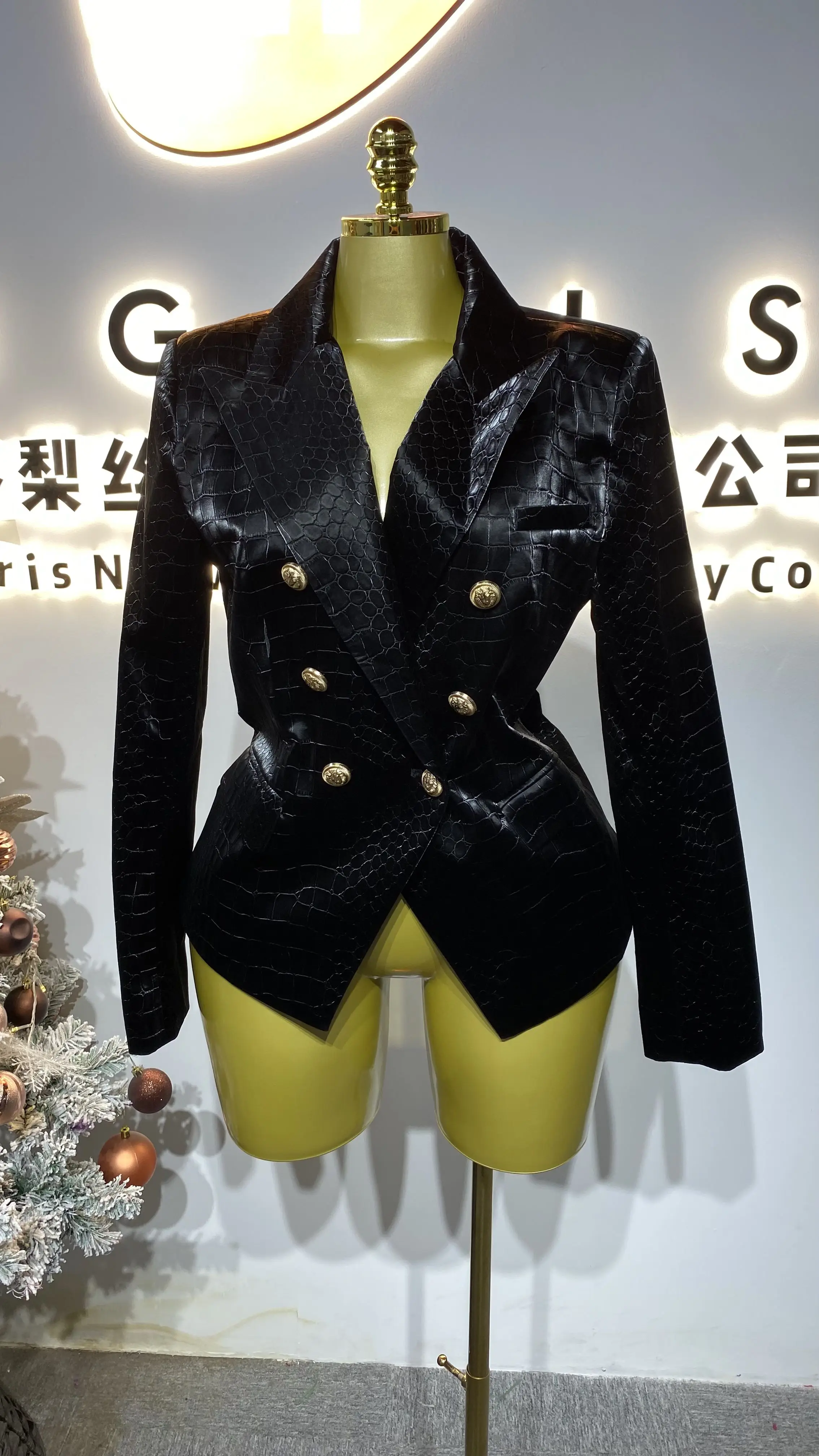 Luxury PU Women's Suit Jacket Style Double-Breasted Animal Crocodile Print Black Street Jacket-GZXX208