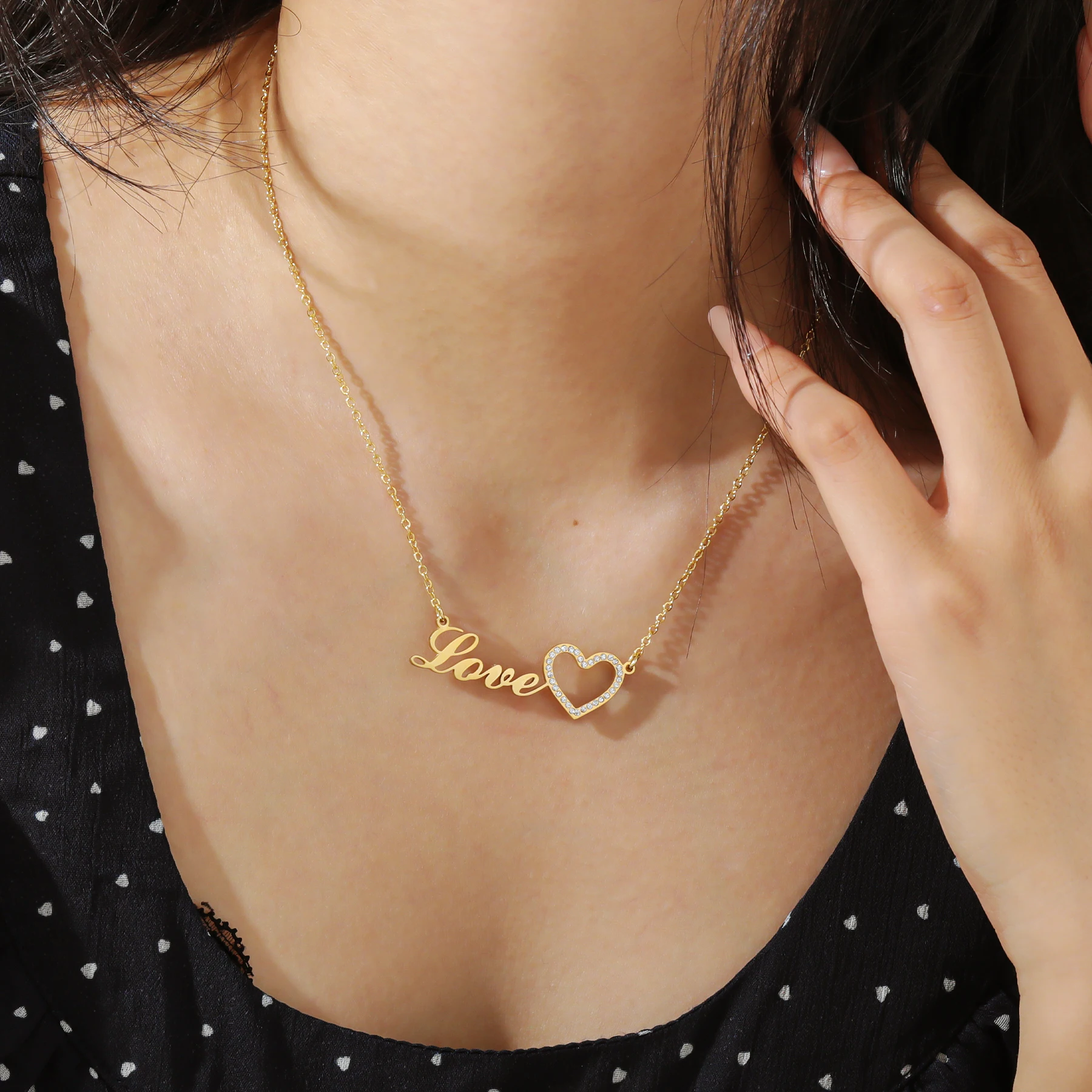 

Ожерелье с индивидуальным именем, кулон в форме сердца с цирконом, 18-каратное позолоченное нержавеющее сталь, романтический рождественский индивидуальный подарок для женщин