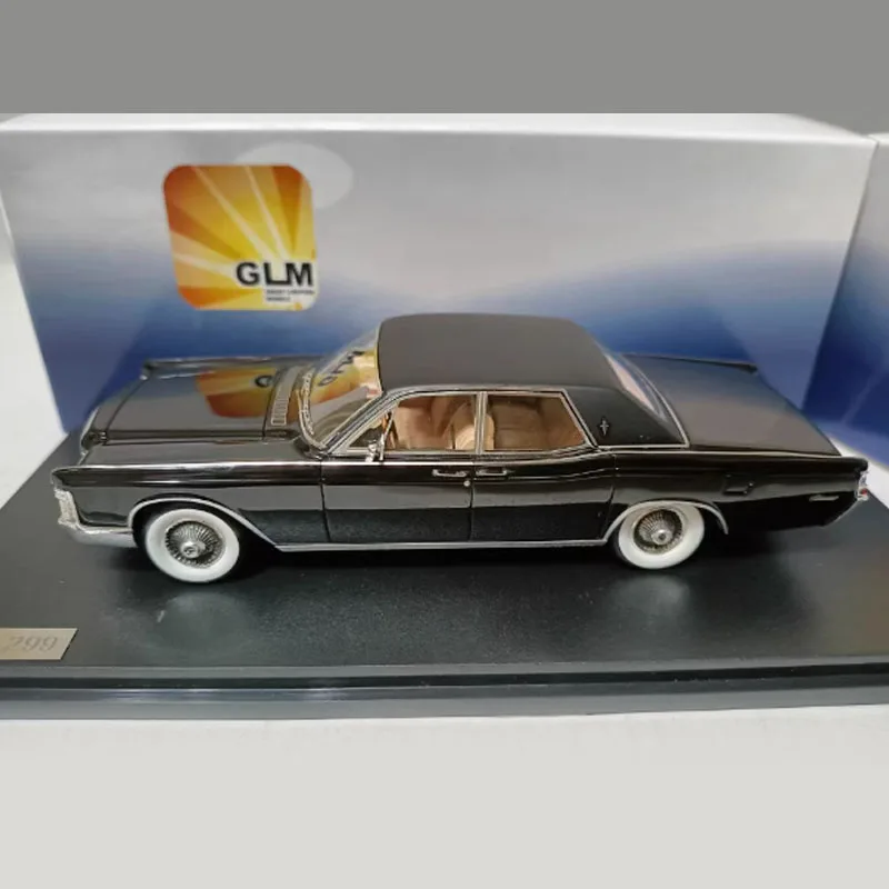 1:43 Scale Lincoln Continental 1969 Black Simulation Resin Toy Car Model Static Decoration Gift Souvenir