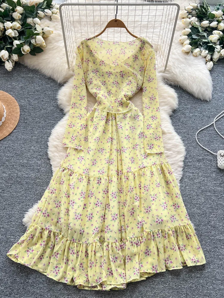 ชุดเดรสยาวปานกลางทรงเอ กระโปรงยาวทรงเอ ผ้าลูกไม้ลายดอกไม้  รุ่นใหม่ปี 2025  พร้อมสายรัดเอว  ทรงเข้ารูป  สไตล์เกาหลี