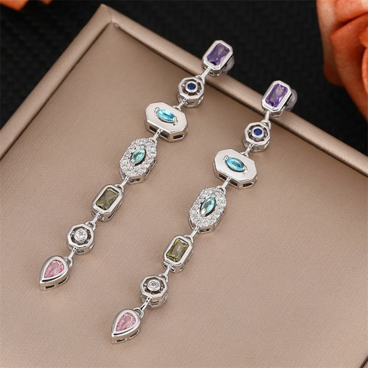 Buntes Zirkon-Schmuckset mit geometrischen Verbindungsstücken, Quastenanhänger, Halskette, Ohrringen und Armband für Damen und Herren, luxuriöses Edelstahl-Schmuckset – Detail 28
