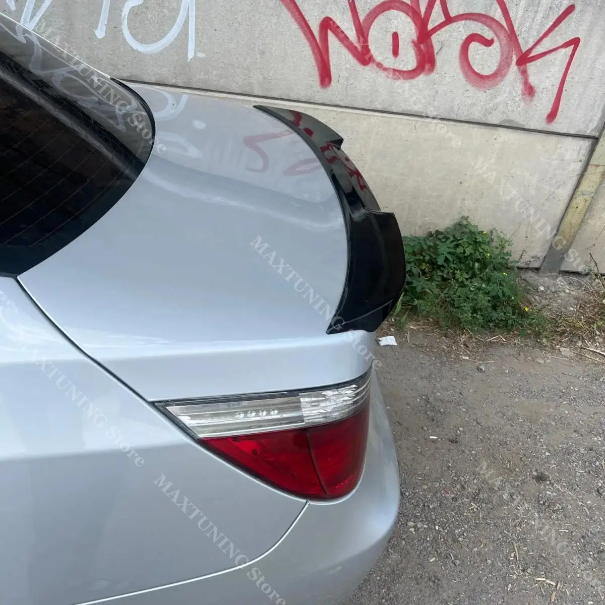 

Задний спойлер в стиле M4 для BMW 5 серии E60 520d 530d 535d M5 2004-2010, колпачки для разветвителя багажника автомобиля, крышки хвостовых крыльев, накладка на кузов, комплекты