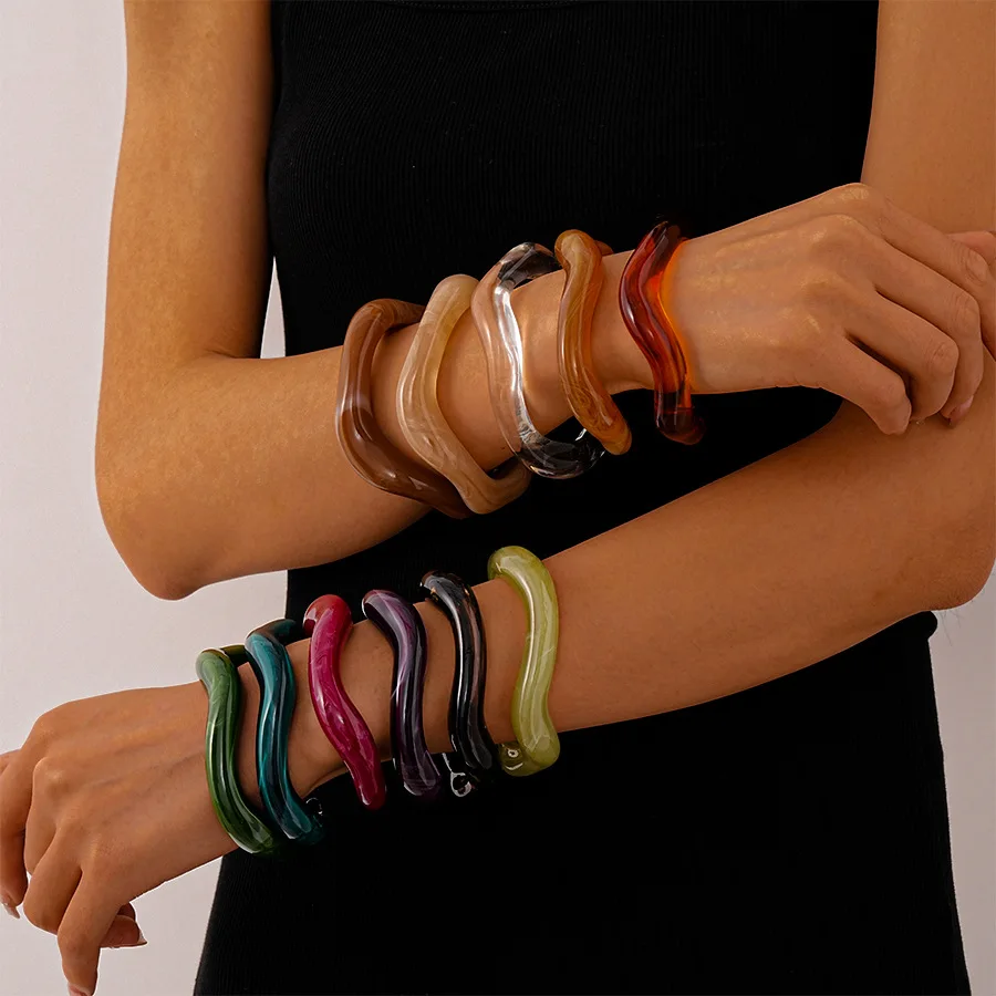 Fashion Unique Irregular Acrylic Resin Cuff Bracelets for Women Simple Texture Multicolor Geometric Open Bangles Female Jewelry