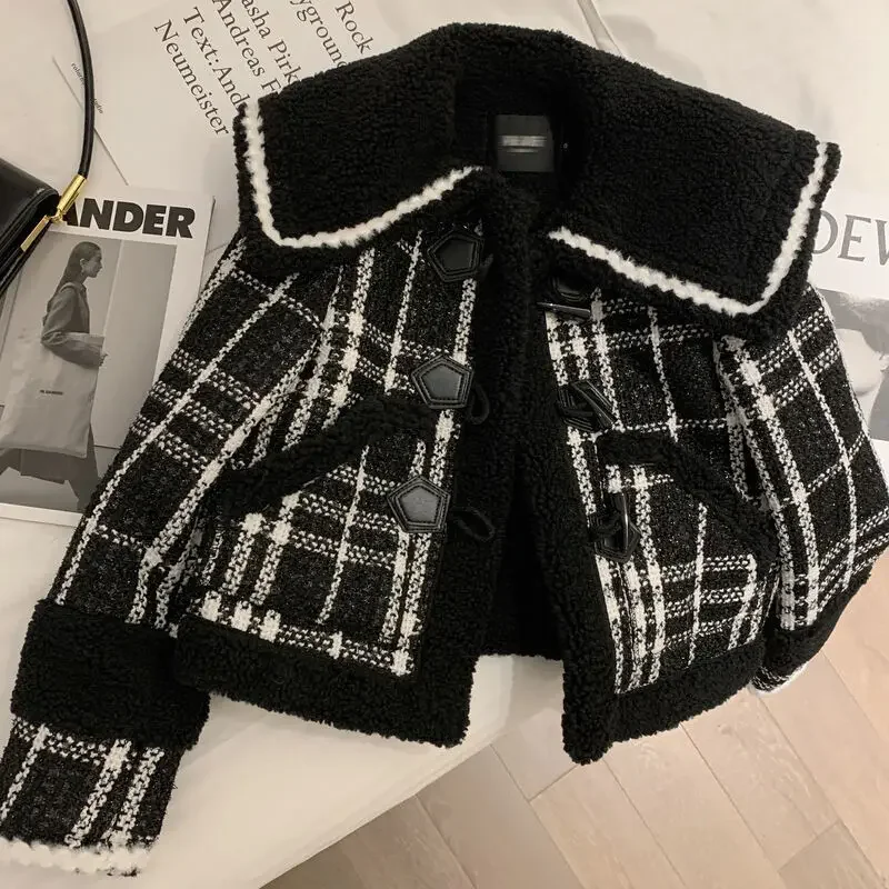 

Little Fragrance Breeze Women's Autumn Winter Lambswool Short Jacket Women's Thickened Loose Plaid Cardigan Winter Cotton Jacket