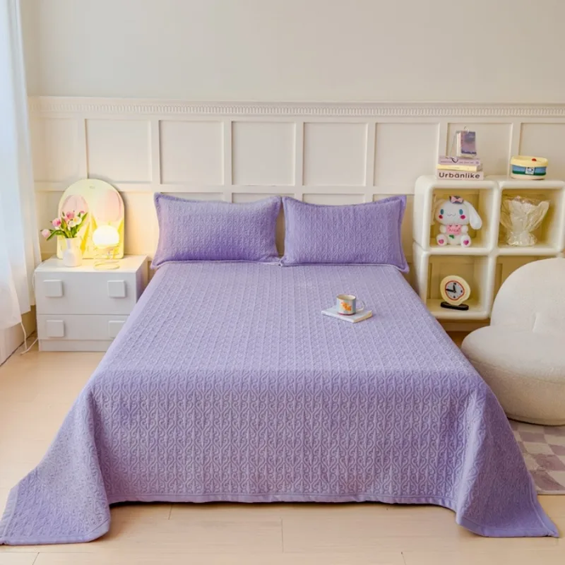 New solid color milk fleece four-season thickened bed cover quilted padded hemming double-sided fleece blanket three-piece set