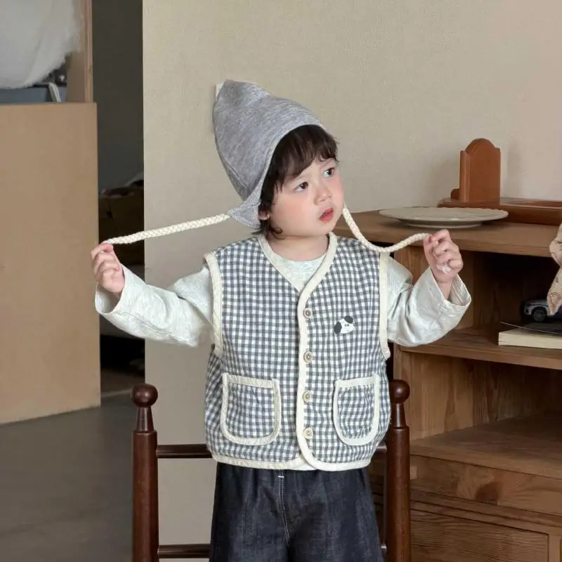 

2026 Spring New Baby Sleeveless Plaid Vest Cotton Boys Fashion Casual Vest Jacket Infant Girls Cardigan Coat Toddler Clothes