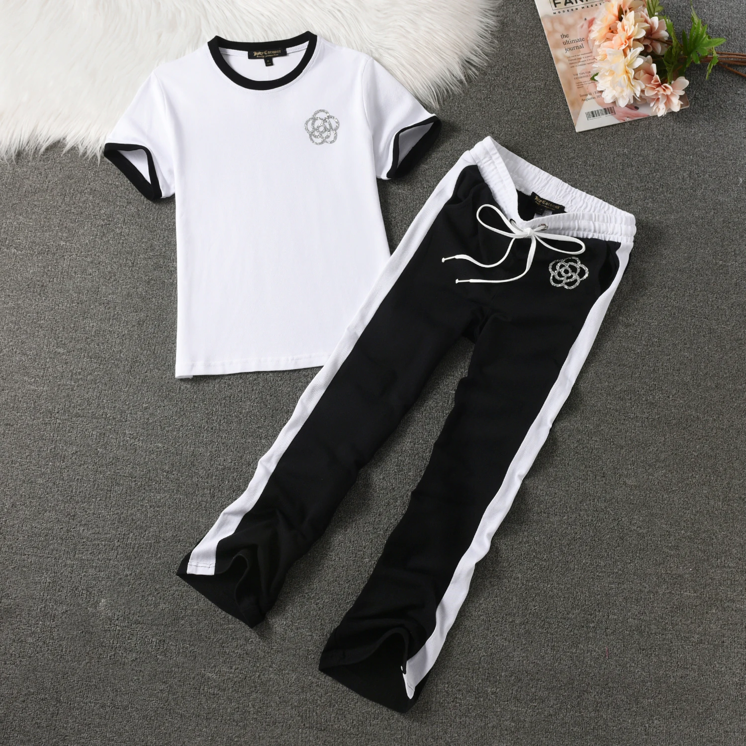 100% Pure Cotton Women\'s Suit, Outdoor Sports Short-Sleeved Suit, Trousers Suit, Casual Color Matching T-Shirt + Sports Trousers