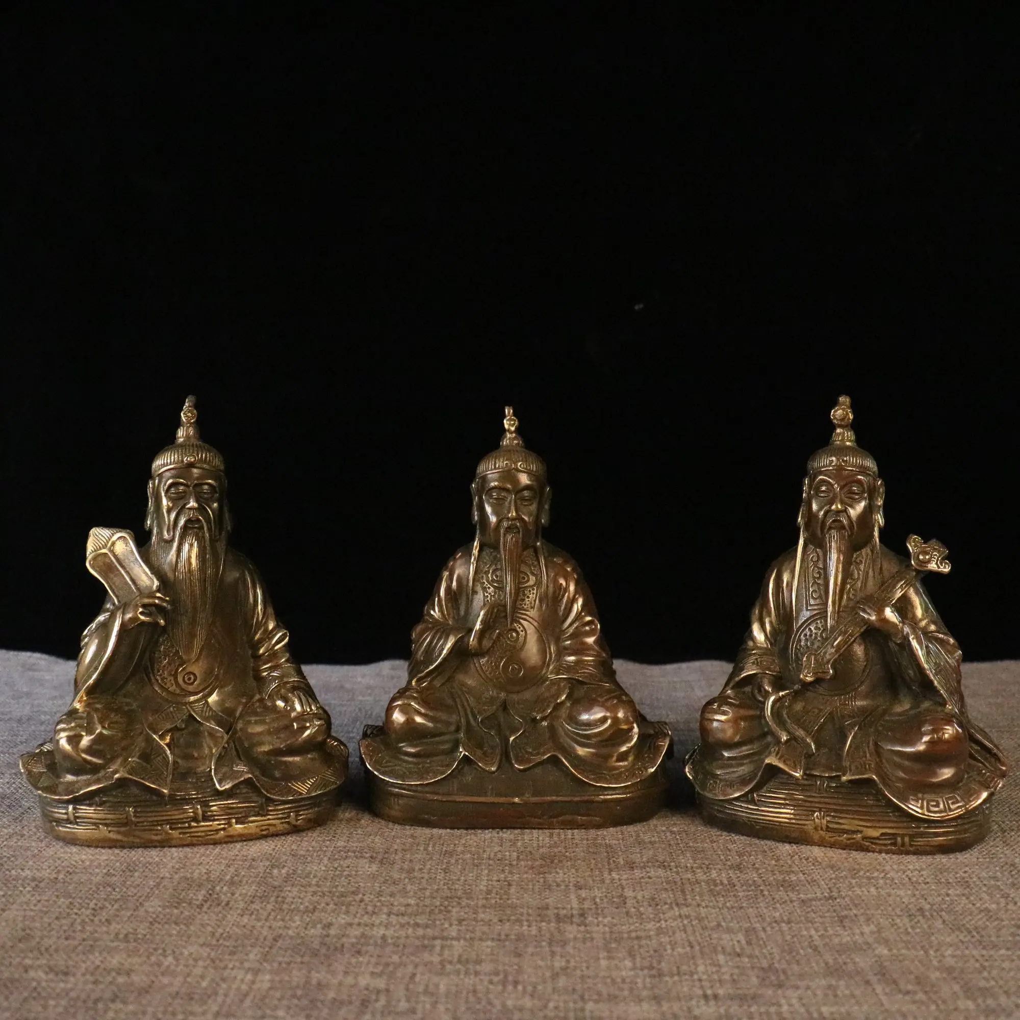 

Pure Copper Taoist Patriarch One Gasified Sanqing God Statue Home Offering Ornament