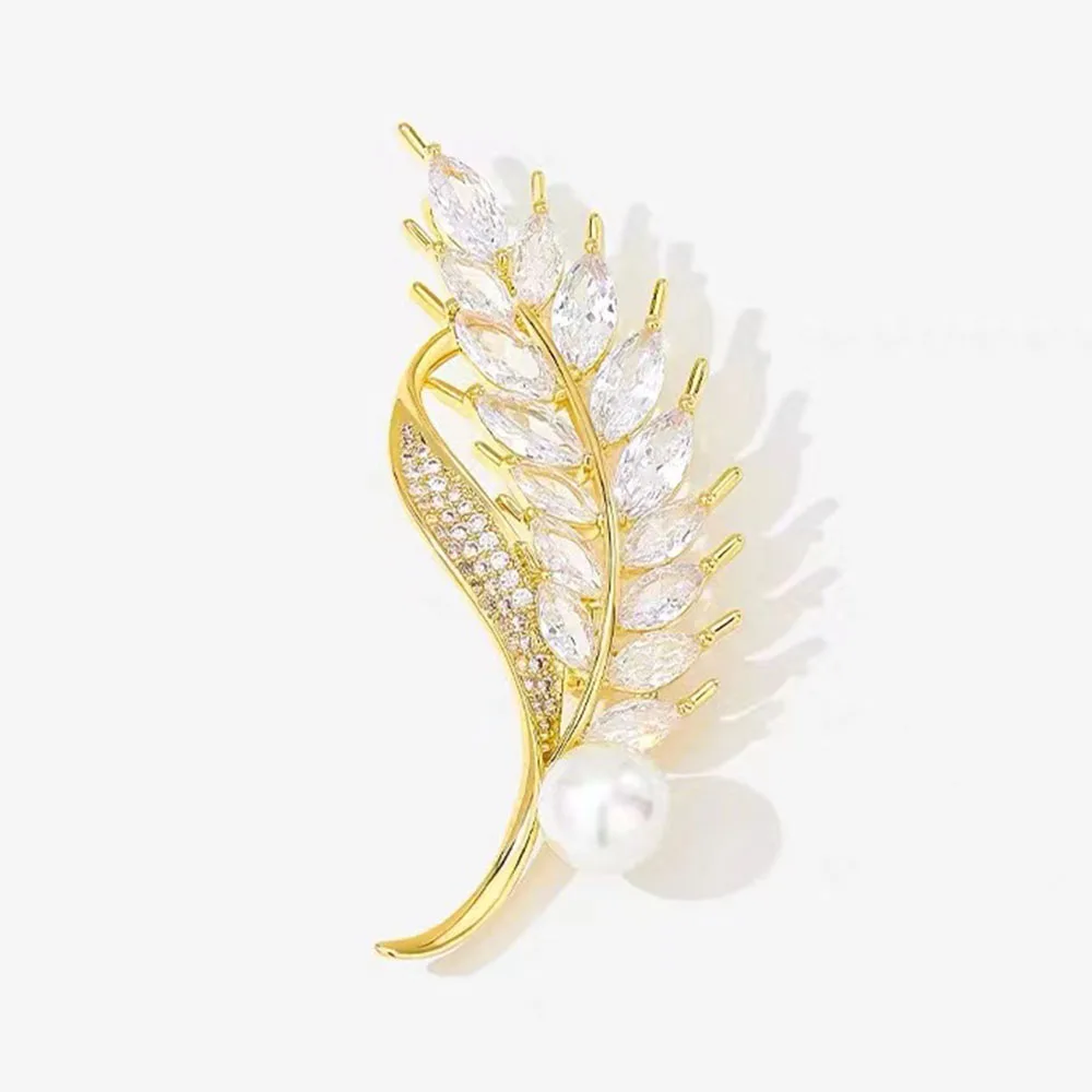 2024 New Ear of Wheat Brooch for Women Unisex Plant Pearl Crystal Lapel Pin Jewelry Casual Accessory Gift