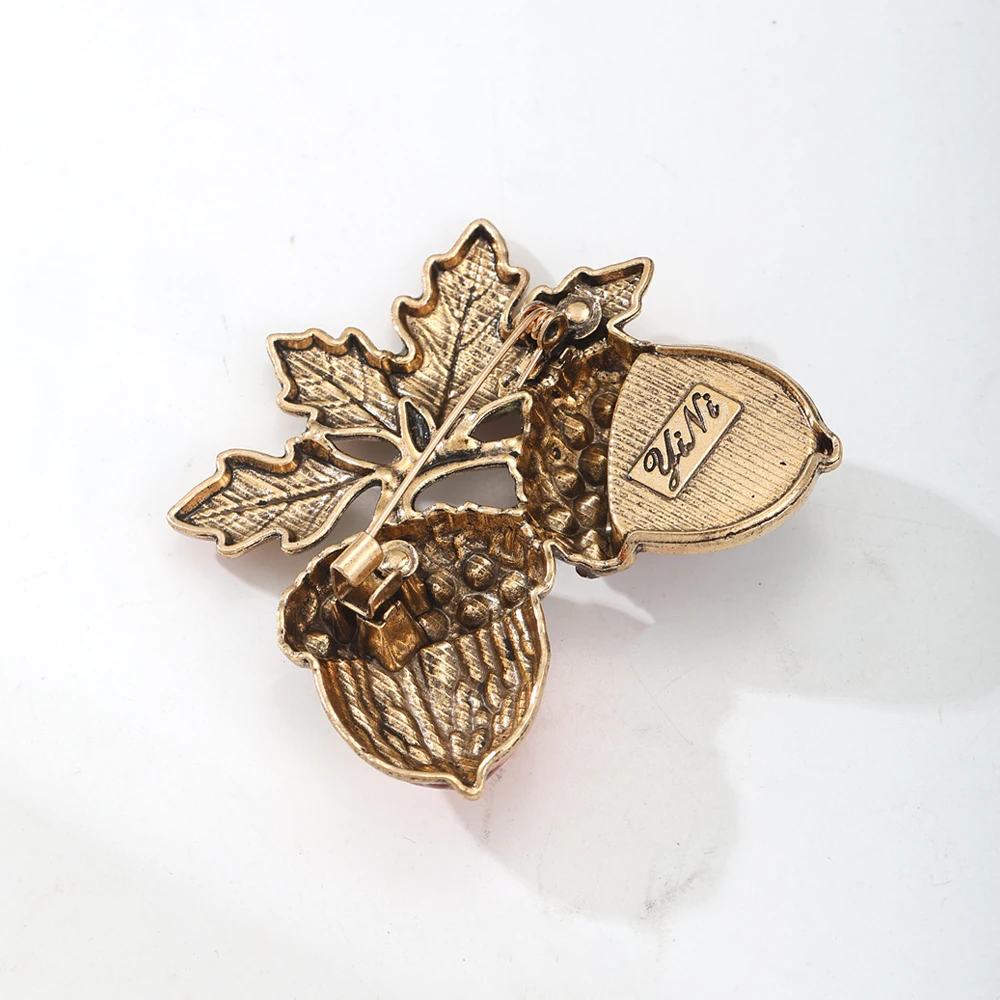 1PC Vintage Acorn Maple Leaf Enamel Brooch, Retro Autumn Forest Classic Brown & Celadon-blue Color Pine Cones Lapel Pins