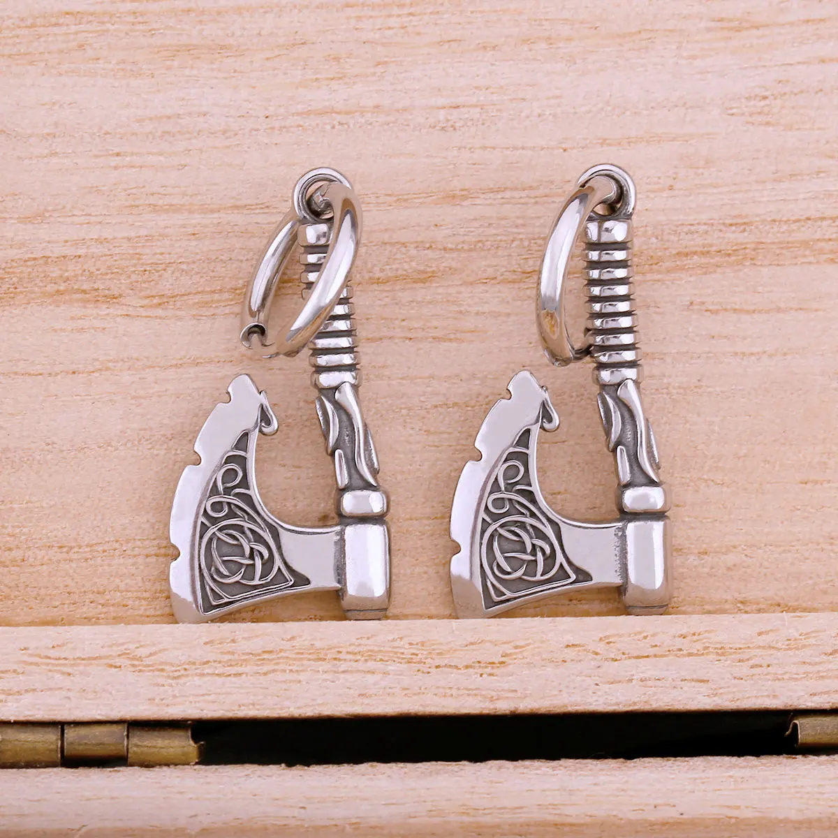 Hip Hop Punk Viking Axe Drop Earrings Fashion Celtic Knot Rune Amulet Earrings Rock Biker Boys Stainless Steel Accessories