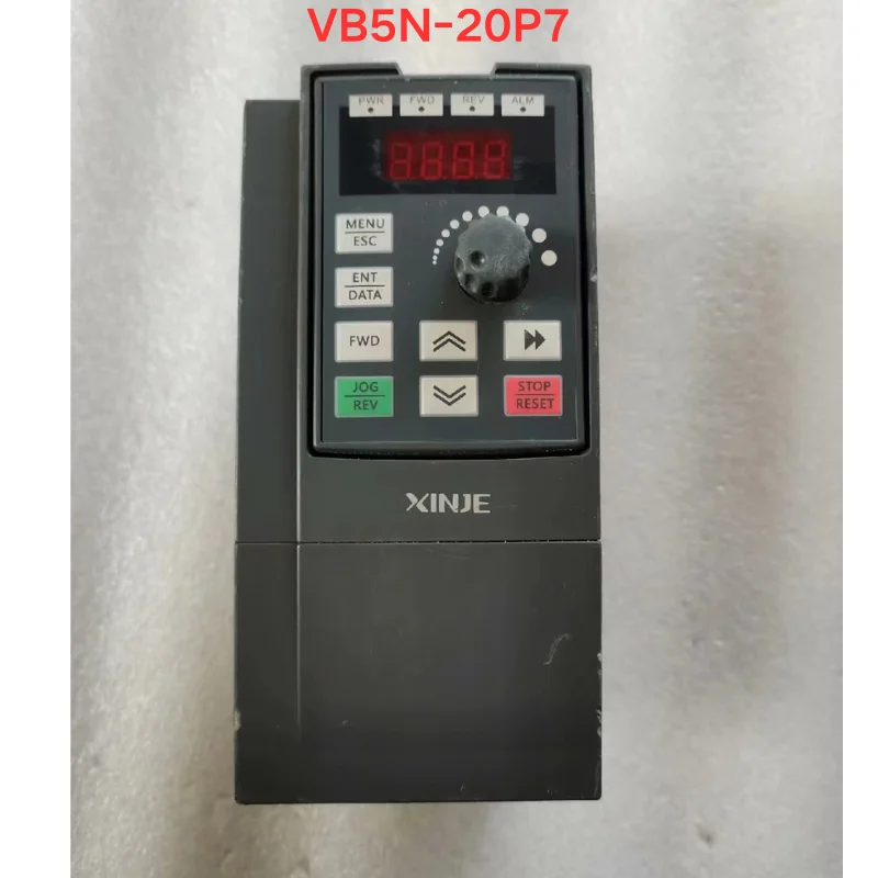 

Second-hand Xinjie inverter VB5N-20P7 functional test is normal