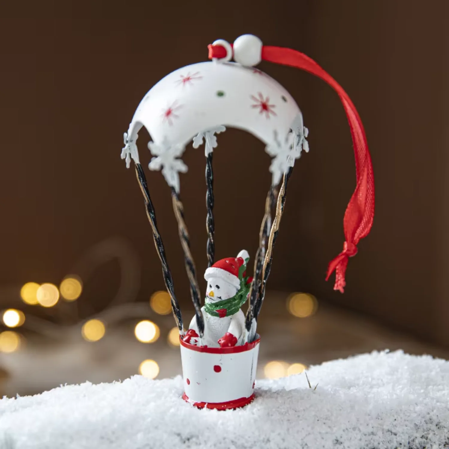 christmas metal iron craft parachute hot air balloon umbrella decoration for tree 2025 new year things for crafts Glass Cloche