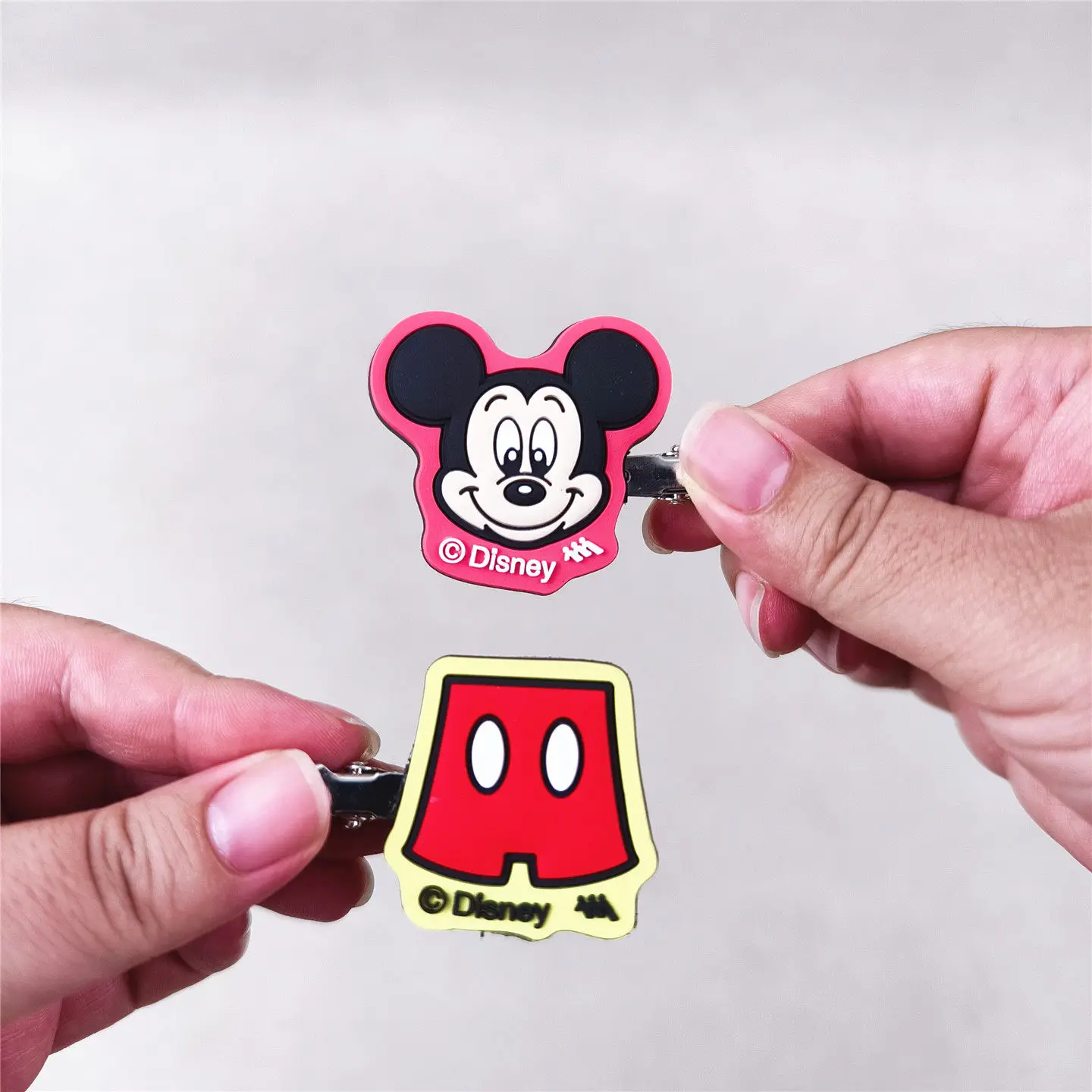 2 pares disney dos desenhos animados mickey mouse minnie silicone grampo de cabelo em linha reta bb clipe franja da menina quebrado estilo de cabelo decoração presente