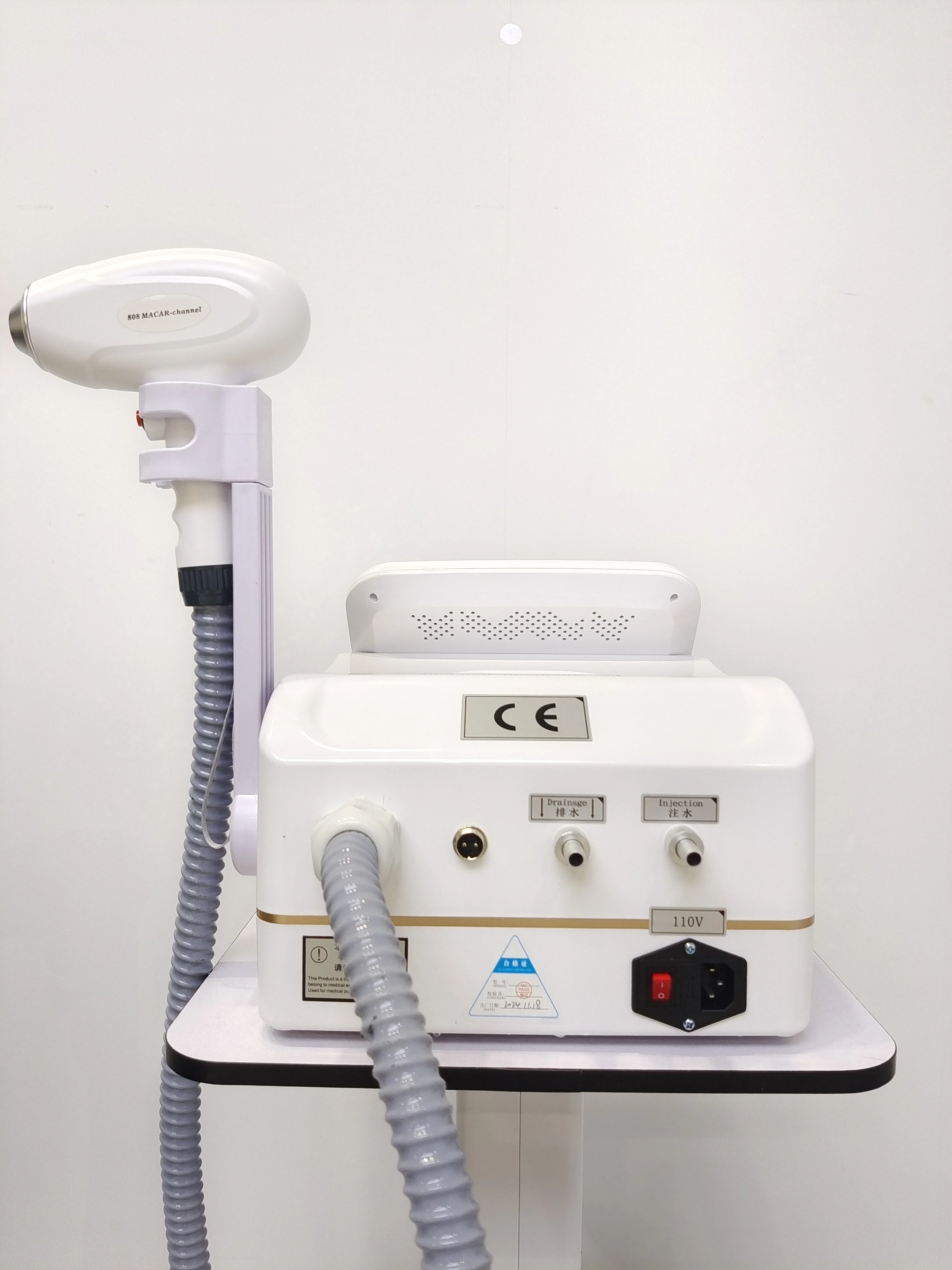 Professional Mini Diode Ice Titanium Laser Hair Removal Machine 755 808 940 1064nm 4000w Painless Permanent CE