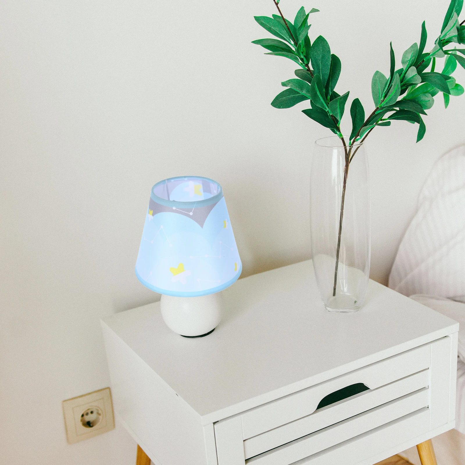 

Household Cloth Lampshade Simple Lightweight Bedside Lamp Shade for Desk and Table Lamp Replacement Lighting Cover