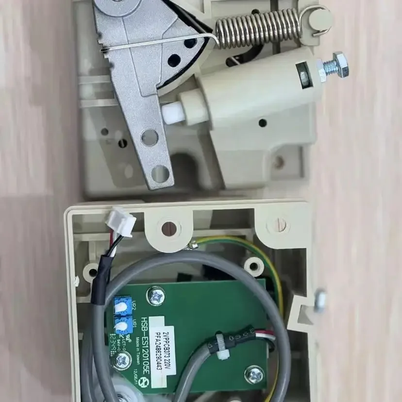 Hosing control box speed controller, pedal,complete,high quality industrial sewing machine parts