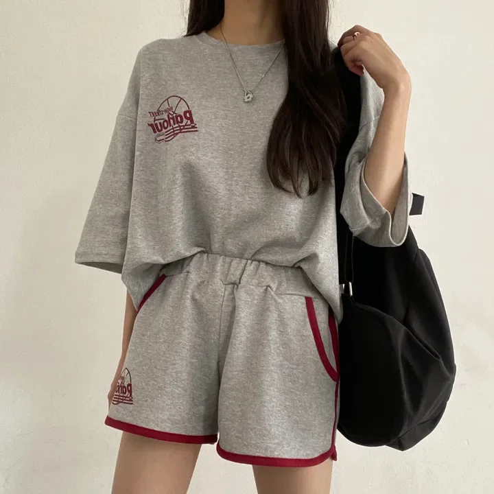 Summer Fashion 2024 Casual Sportswear Trendy Summer Style Loose Women Short Sleeve 2 Piece Shorts Set Cotton Student Suits