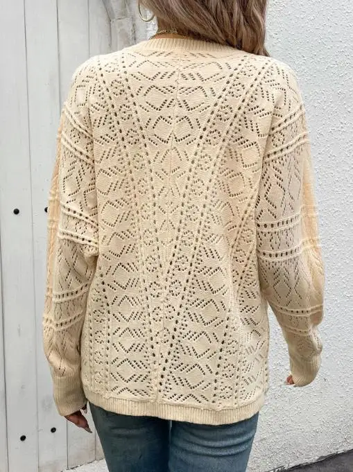 

Fashionable Women's Cardigan 2025 New Fresh Versatile Casual Retro V-Neck Hollow Hook Flower Solid Color Autumn Sweater Cardigan