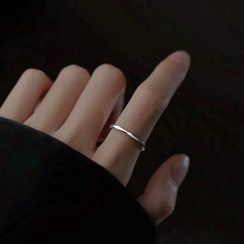 1pc 2026 New Trendy Niche Easy Design Index Finger Ring Womens Premium Lux Daily Party Wear Gift for Lovers Relatives & Friends