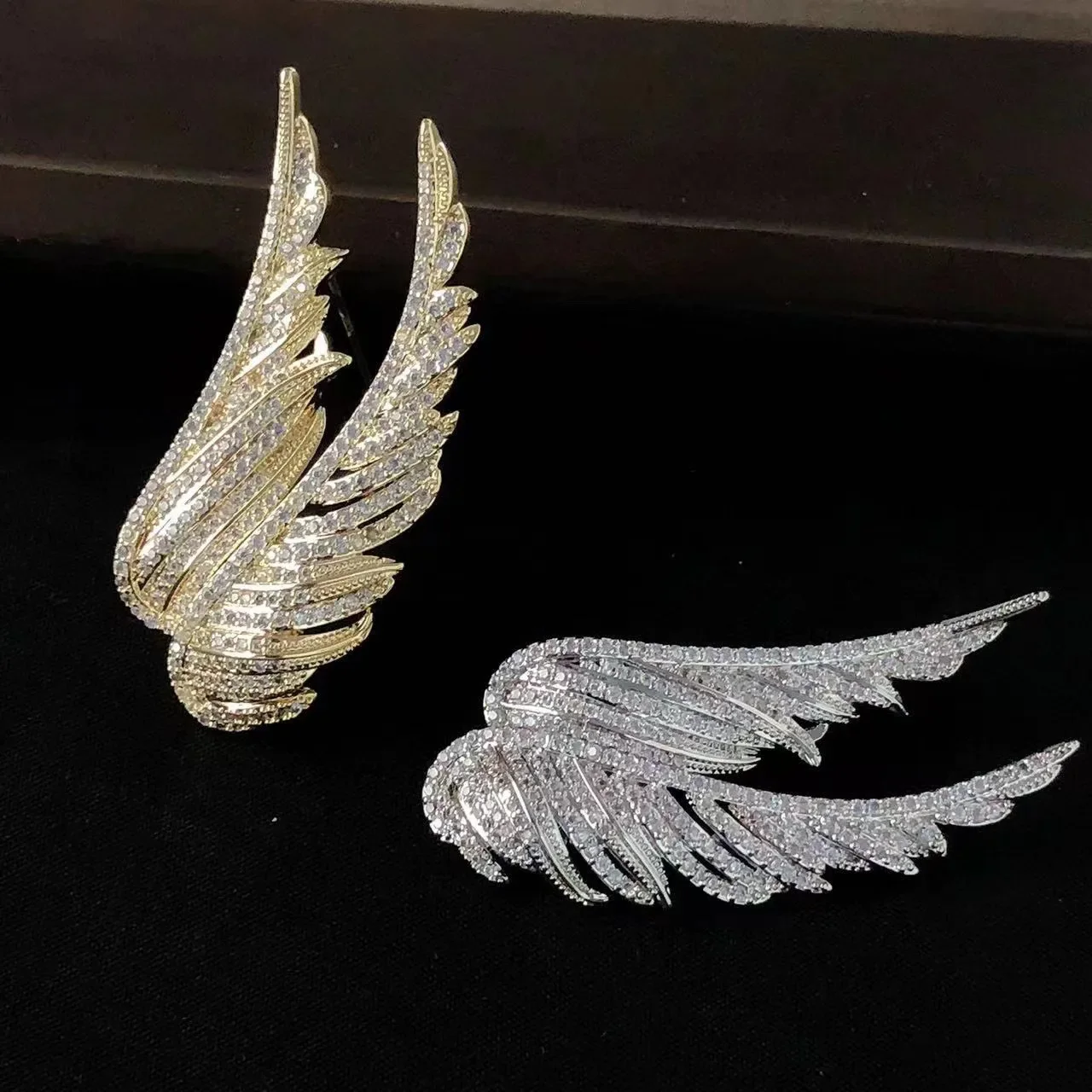 

CHKAWOCI Luxury feathered wings Zircon Brooch Valentine's Day Gift Fashion everything with high-end suit coat corsage