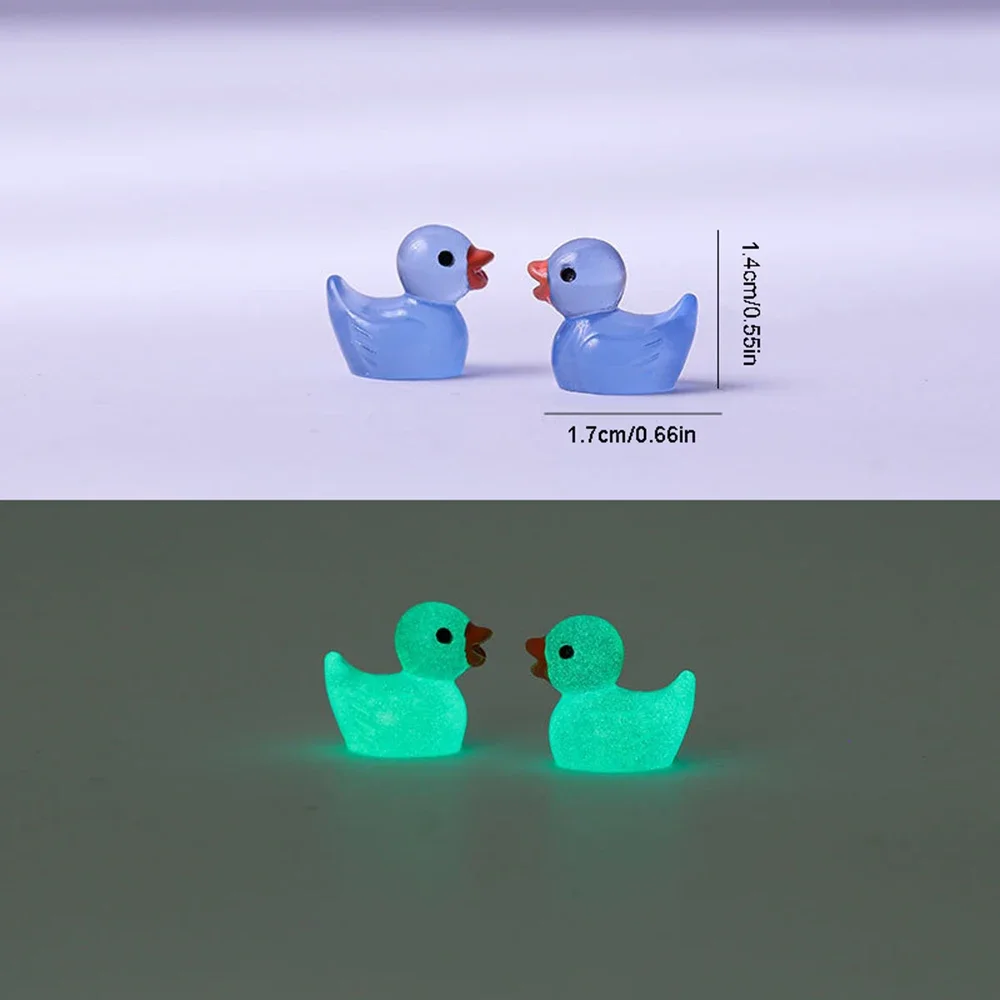 10PCS Luminous Mini Ducks Moss Microlandscape Miniature Duck Figurines Fairy Garden Accessories Home Decor Glow in The Dark Toys