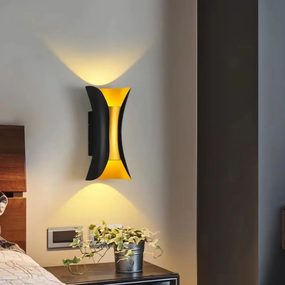 Nordic Creative LED Wall Lamp Up Down Light Wireless Wall Sconce Lamp Two-Way Lighting 10W Bedside Lamp Staircase Lighting
