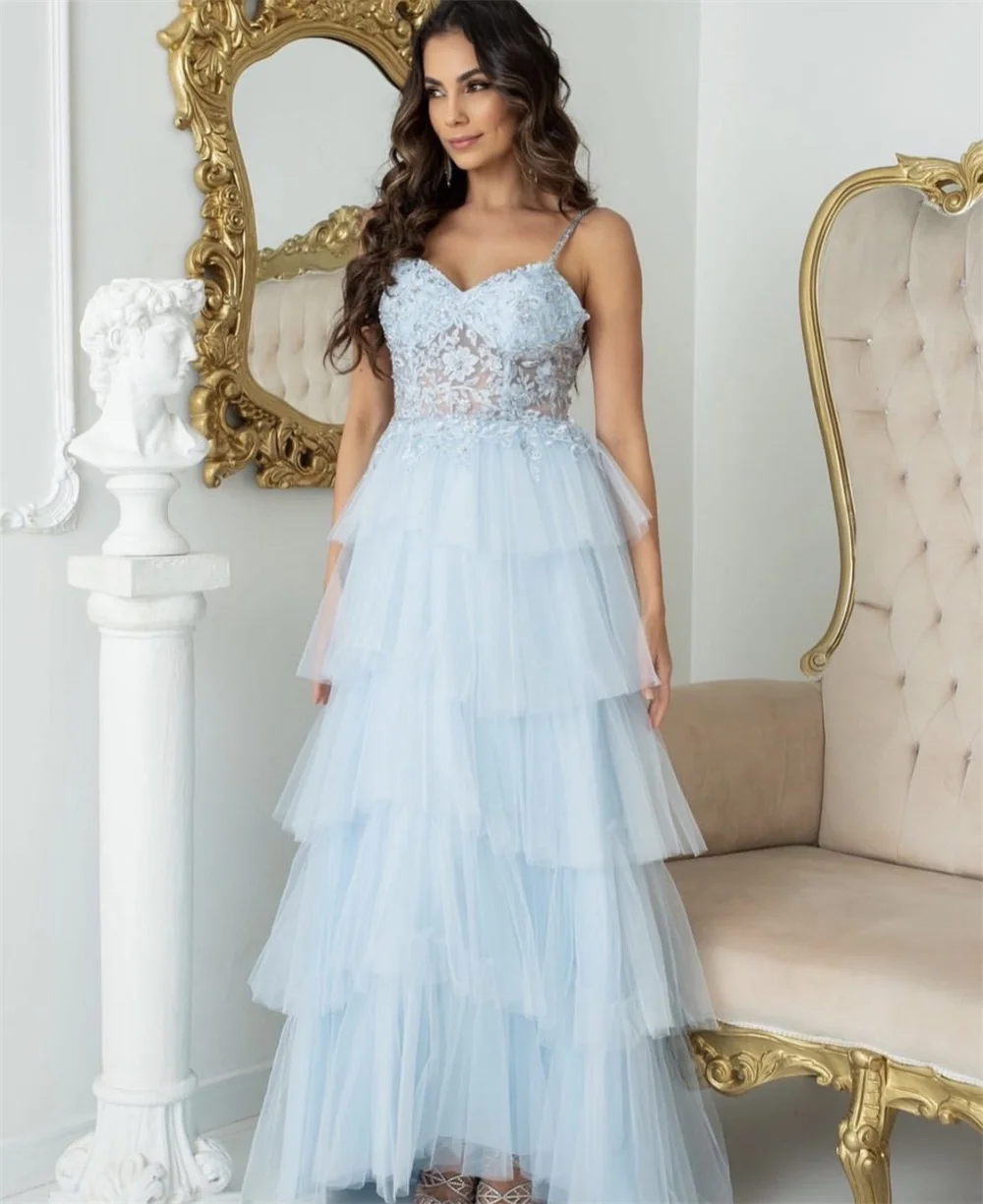 Annie Spaghetti träger hellblau Ballkleid Glitzer Stickerei Abendkleid Tüll Schichtung Party kleid فساتين للحفلات الراقteilnaht