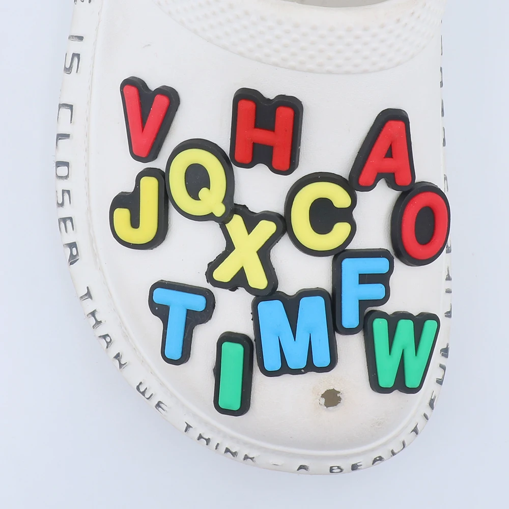 Cute Cartoon Крокросы Shoe Charm Accessories 26 Alphabet Sandals Ornament Джиббитц Shoe Decorations Buckles Holiday Party Gift