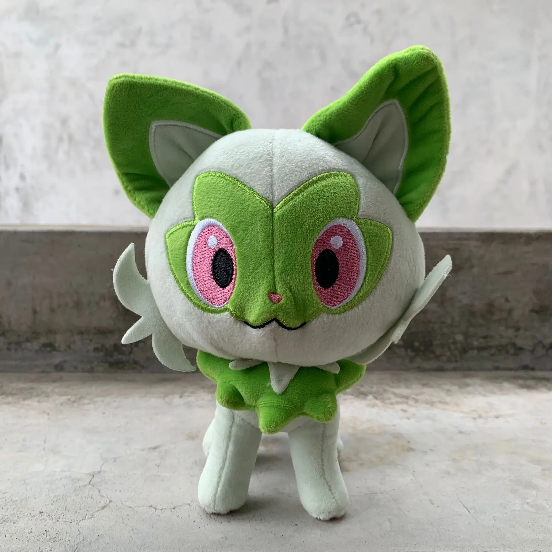 

Kawaii аниме плюшевые 20 см Sprigatito плюшевые игрушки аниме мягкая кукла высокого качества подарки для детей плюшевые игрушки Хэллоуин