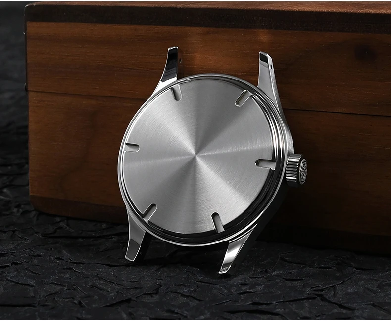 San Martin ผู้ชายหรูหรานาฬิกา 38.8 มม.นาฬิกานักบินอัตโนมัตินาฬิกาข้อมือ 10ATM กันน้ํา NH35 Sapphire Mirror