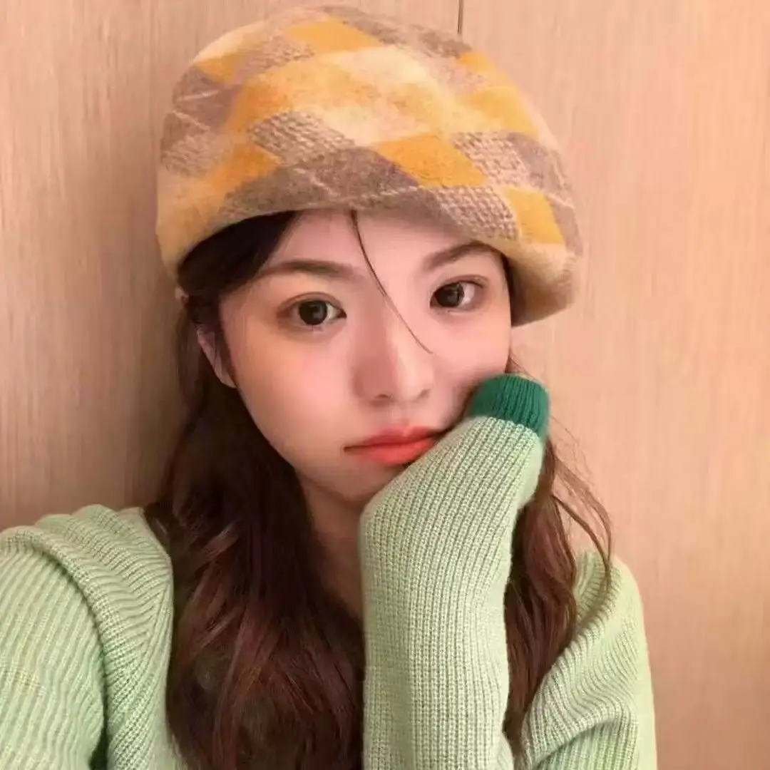 

Fashion Top Quality Woman Winter Hat For Women Wool Plaid Beret Female Soft 100% Wool Hat